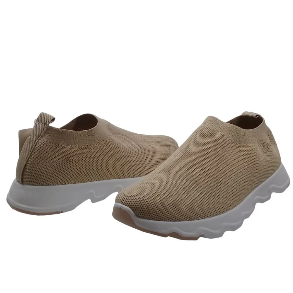 Tommy Bahama Women's NEW Slip On Textile Comfort Tan Sneakers Memory Foam - Picture 1 of 11
